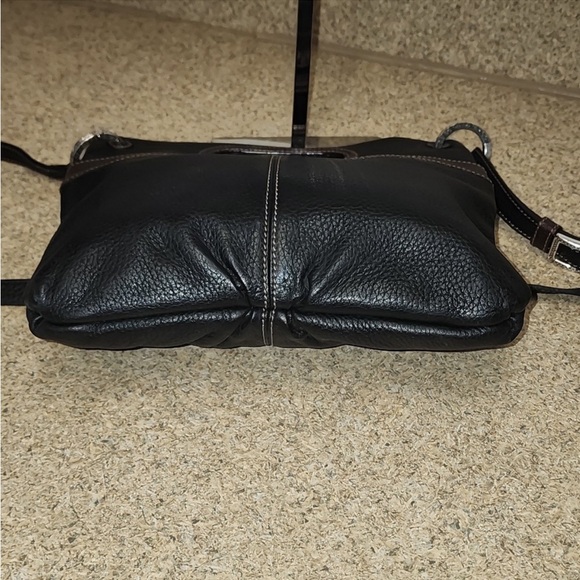 Brighton euc genuine leather crossbody with silver hardware - Picture 2 of 6